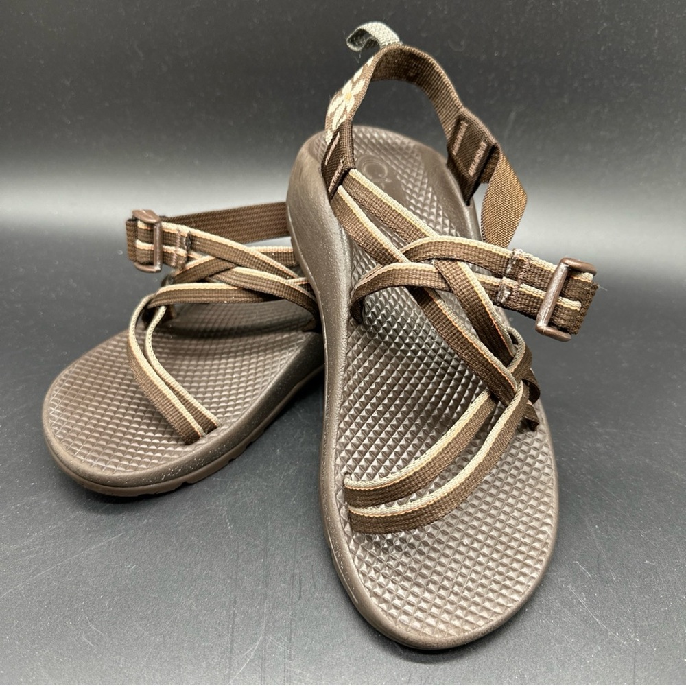Brown Chaco Youth 4 Sandals